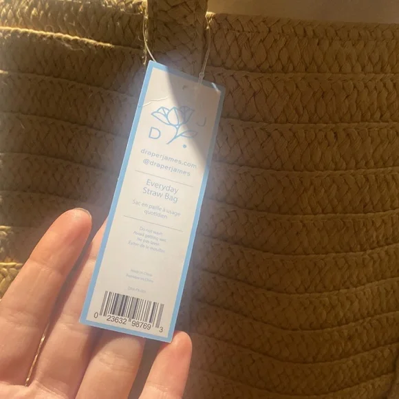 Draper James “Everyday Straw Bag” - Picture 3 of 4